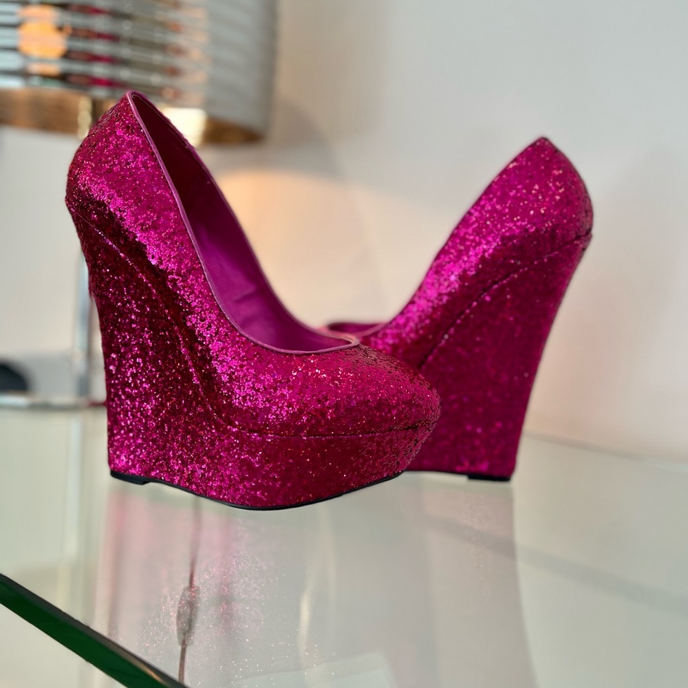 BEBE fuchsia pink glittery wedges, summer party shoes, 7M